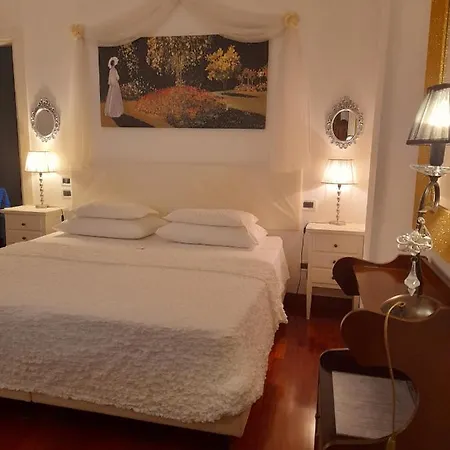 Luxury House Alojamento de Acomodação e Pequeno-almoço Bassano del Grappa