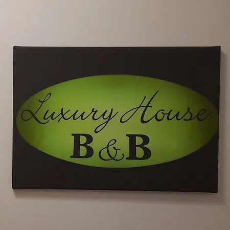 Bed and Breakfast Luxury House