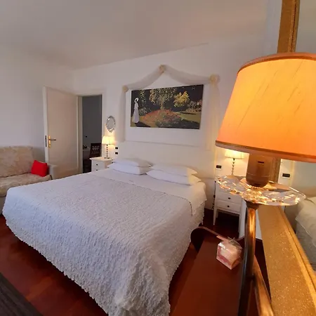 Luxury House 3*