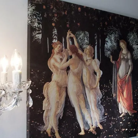 Luxury House 3*