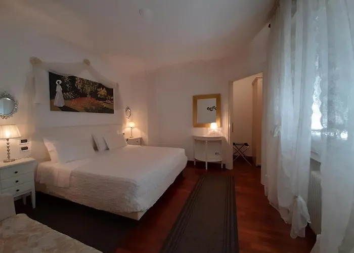 Luxury House Bed & Breakfast Bassano del Grappa