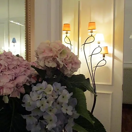 Luxury House Bed & Breakfast